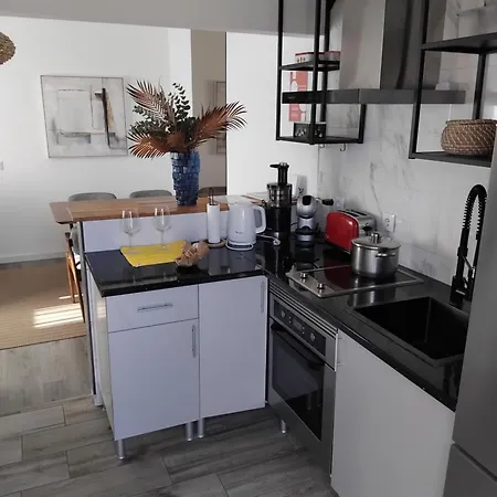 Esther Home Sagres